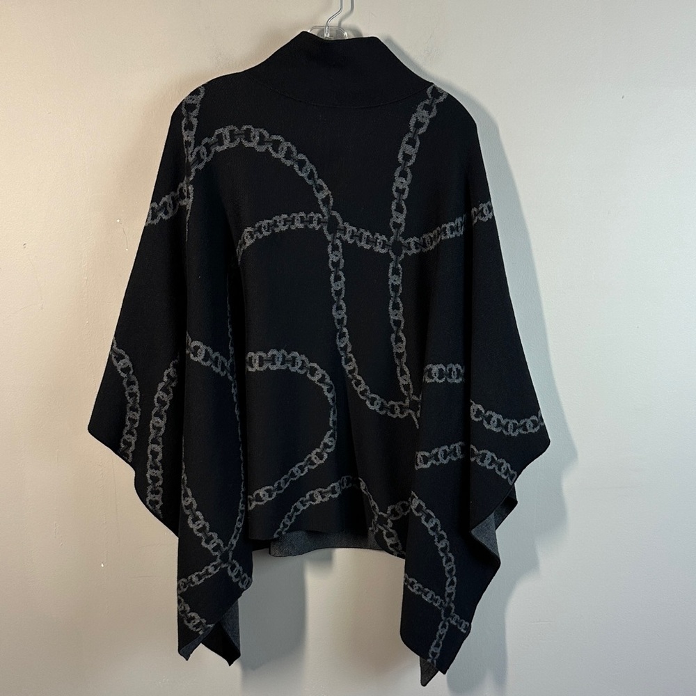J. McLaughlin Garnet Poncho Neo Bashford Chain Print Black OS
